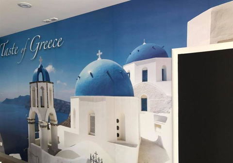 Let's Do Greek - Accommodation Ballina 7