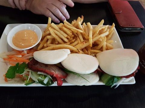 Lazy Susan’s - Accommodation Ballina 0