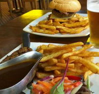 New Royal Hotel - Accommodation Ballina