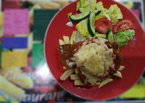 Chow In - Accommodation Ballina 2