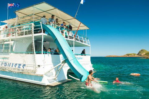 Moonshadow–TQC Cruises - Accommodation Ballina 2