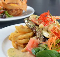 The Woombye Pub