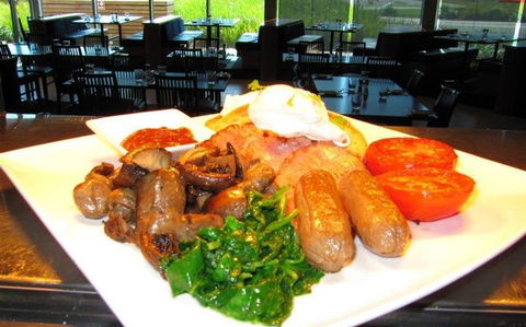 East Ridge Platinum Cafe And Restaurant - Accommodation Ballina 9