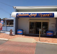 Falcon Bay Beach Cafe - Accommodation Ballina