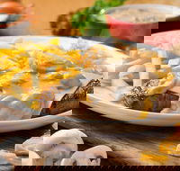 Golden Cloud Spur Steak Ranch - Accommodation Ballina
