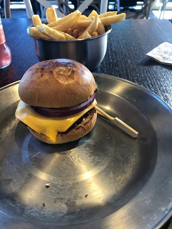 Ribs & Burgers - Accommodation Ballina 0