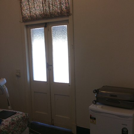 Quairading Hotel - Accommodation Ballina 0