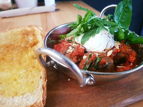 Around The Corner Cafe - Accommodation Ballina 0