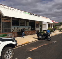 Snows BakeryAlpha Queensland - Accommodation Ballina