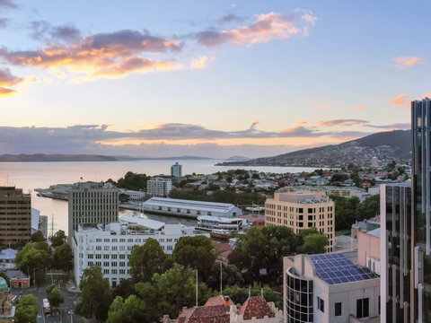 Moevenpick Hotel Hobart - Accommodation Ballina 0