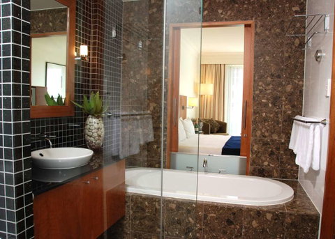 Majestic Roof Garden Hotel - Accommodation Ballina 4