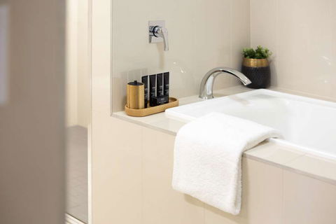 H On Smith Hotel - Accommodation Ballina 3
