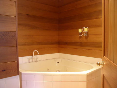 Kemeys Mountain Hideaway - Accommodation Ballina 2