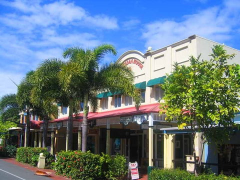 Macrossan House Boutique Holidays Apts - Accommodation Ballina 0