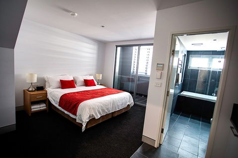 Crown on Darby - Accommodation Ballina 8