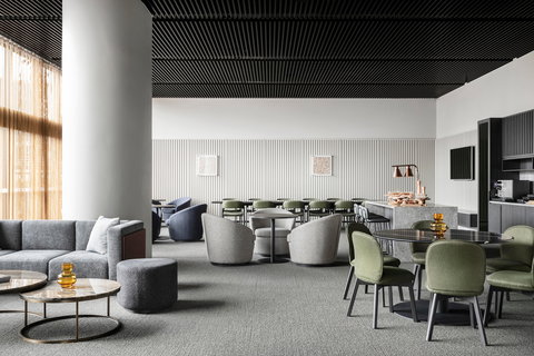 Oakwood Premier Melbourne - Accommodation Ballina 2