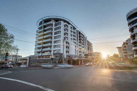 Adina Apartment Hotel Wollongong - Accommodation Ballina 0