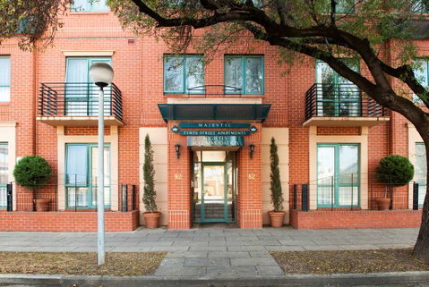 Majestic Tynte Street Apartments - Accommodation Ballina 0