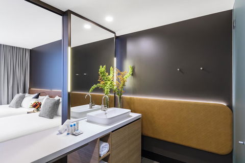 Vibe Hotel Canberra - Accommodation Ballina 16