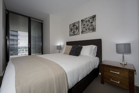 Manhattan 303 Canberra City ACT - Accommodation Ballina 12