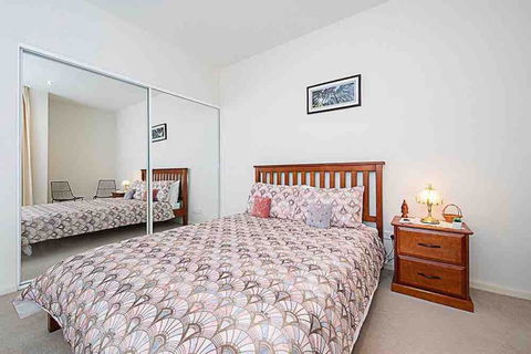 Spacious 1BR Stylish New Acton Apartment +Parking - Accommodation Ballina 21