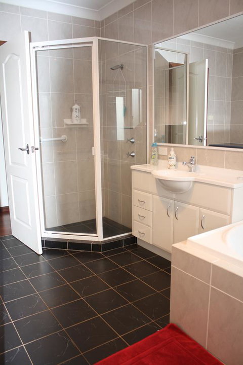 Serenity On Narrabeen Beach - 1Bdr Beachside Retreat - Accommodation Ballina 5