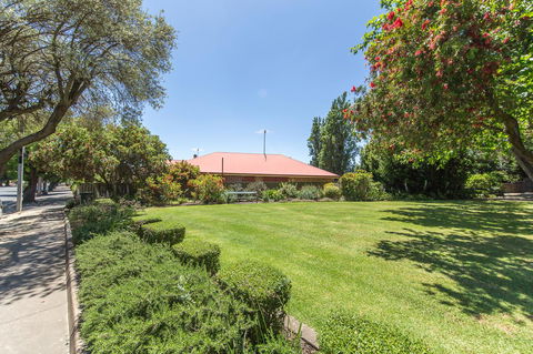 Tanunda\'s Magpie House - Accommodation Ballina 30