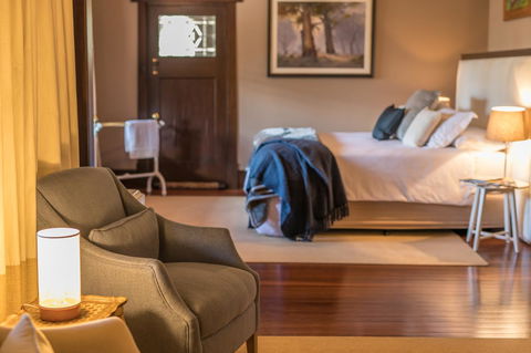 The Tudor House - Accommodation Ballina 1
