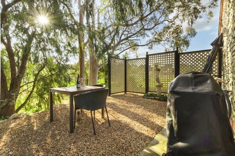 Stonewell Cottages And Vineyards - Accommodation Ballina 17