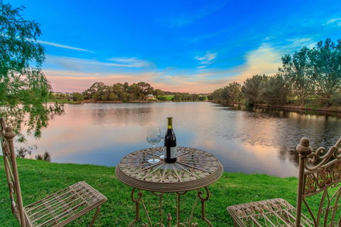 Stonewell Cottages And Vineyards - Accommodation Ballina 1