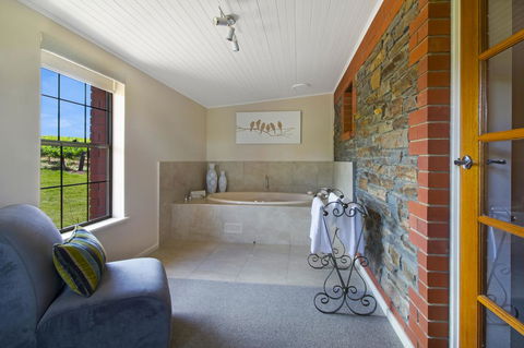 Stonewell Cottages And Vineyards - Accommodation Ballina 29