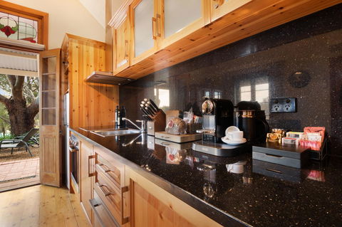 Stonewell Cottages And Vineyards - Accommodation Ballina 42