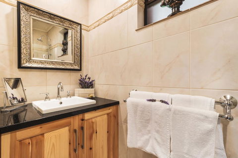 Stonewell Cottages And Vineyards - Accommodation Ballina 30