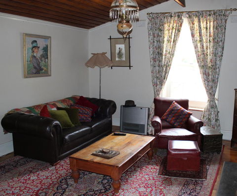 Hillside Cottage - Accommodation Ballina 1