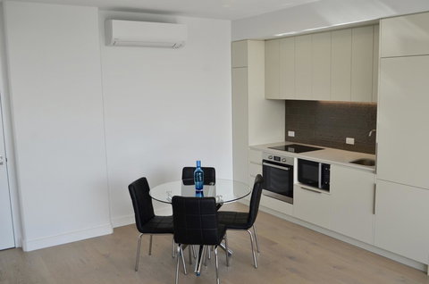 Whitmore SQ - Accommodation Ballina 6