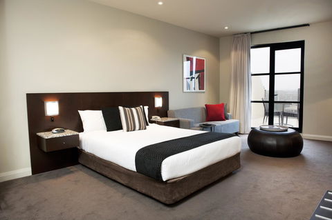 Mantra Hindmarsh Square - Accommodation Ballina 12