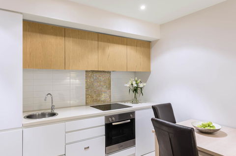 IStay Precinct Adelaide - Accommodation Ballina 8