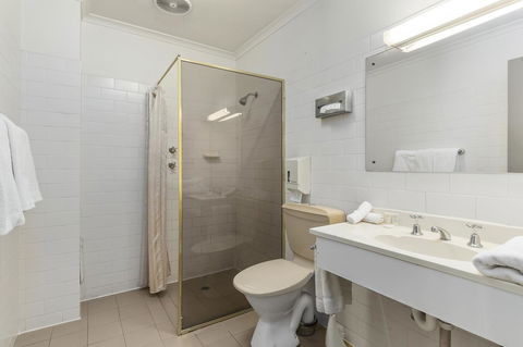Adelaide Paringa - Accommodation Ballina 16