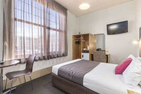 Adelaide Paringa - Accommodation Ballina 3