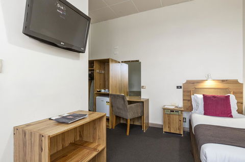 Adelaide Paringa - Accommodation Ballina 7