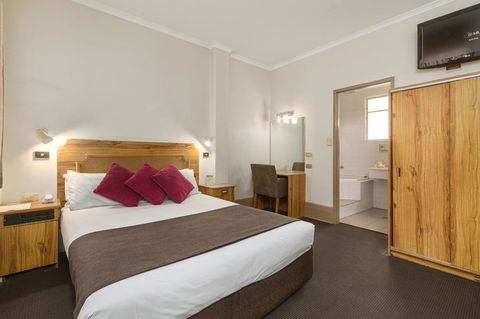 Adelaide Paringa - Accommodation Ballina 9