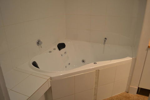 Tin House In Tanunda - Accommodation Ballina 6