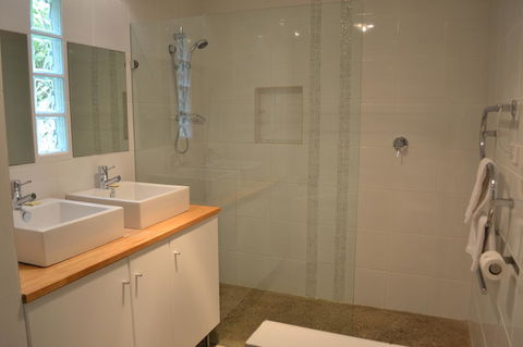 Tin House In Tanunda - Accommodation Ballina 5