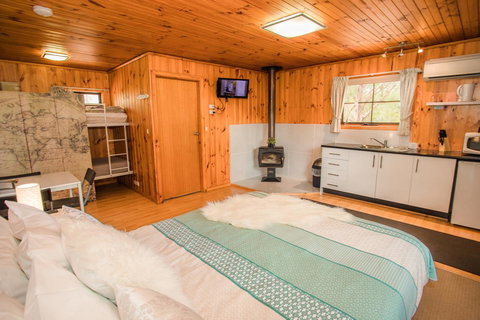 Seppelts View Cabins - Accommodation Ballina 23