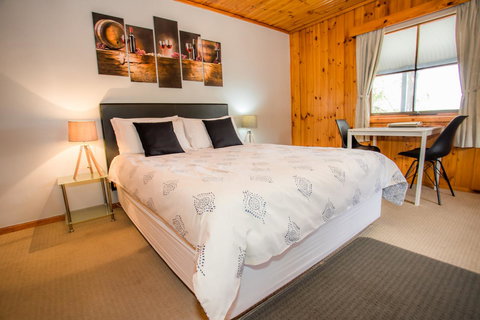 Seppelts View Cabins - Accommodation Ballina 13