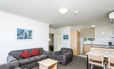 Glenelg Holiday Apartments - Corfu - Accommodation Ballina 3