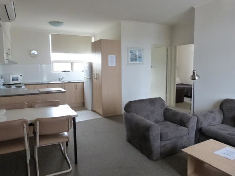 Glenelg Holiday Apartments - Corfu - Accommodation Ballina 9