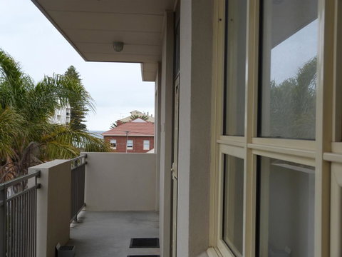 Glenelg Holiday Apartments - Corfu - Accommodation Ballina 2