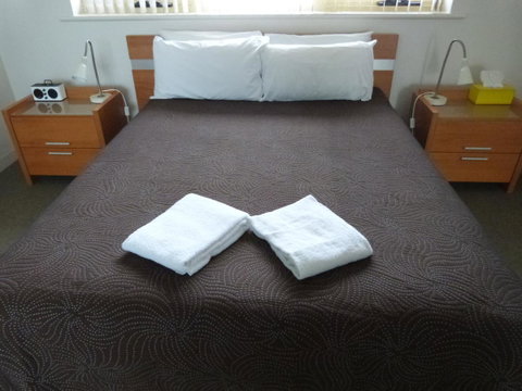 Glenelg Holiday Apartments - Corfu - Accommodation Ballina 12