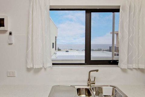 Atlantic West Beach Apartments - Accommodation Ballina 12